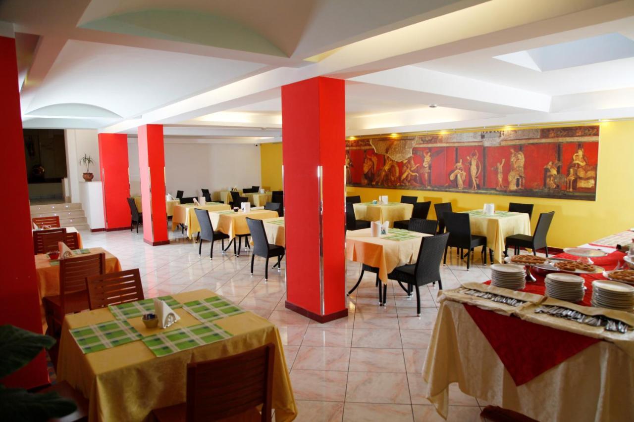Diana Inn Accommodations Pompei Cameră foto